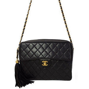 Chanel Matelasse Chain Shoulder Bag Black